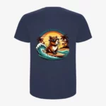 Camiseta Capybara surfer vibes (azul denim) (detrás)