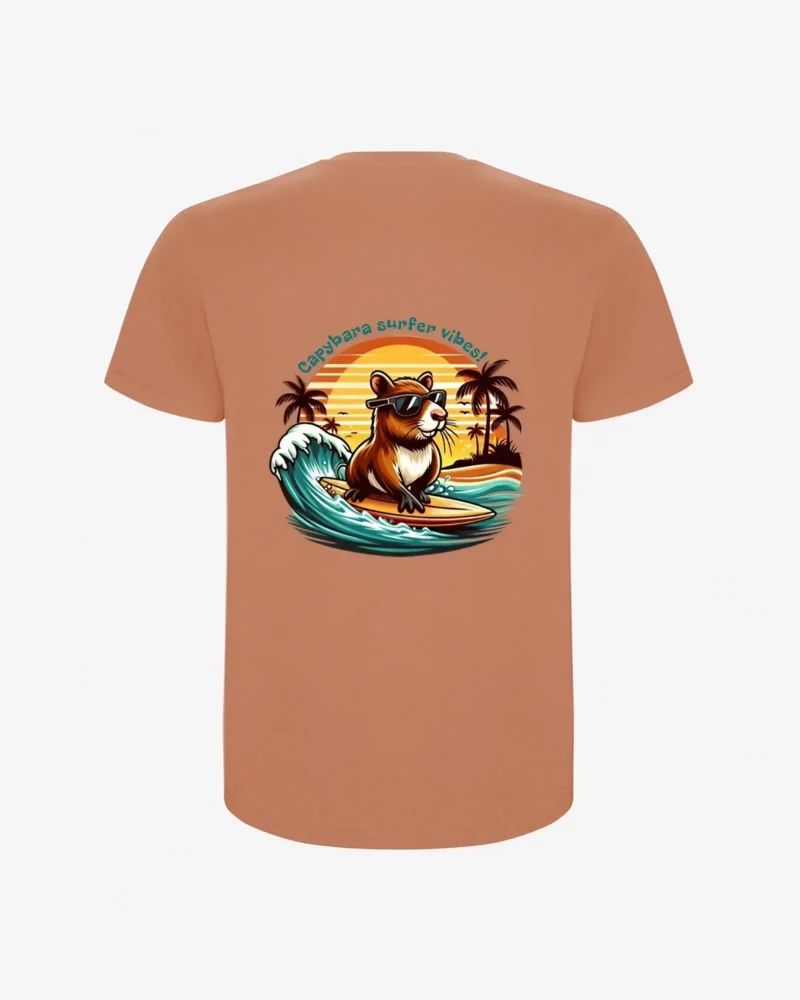 Camiseta Capybara surfer vibes (naranja greek) (detrás) Camiseta Capybara surfer vibes (naranja greek) (detrás)