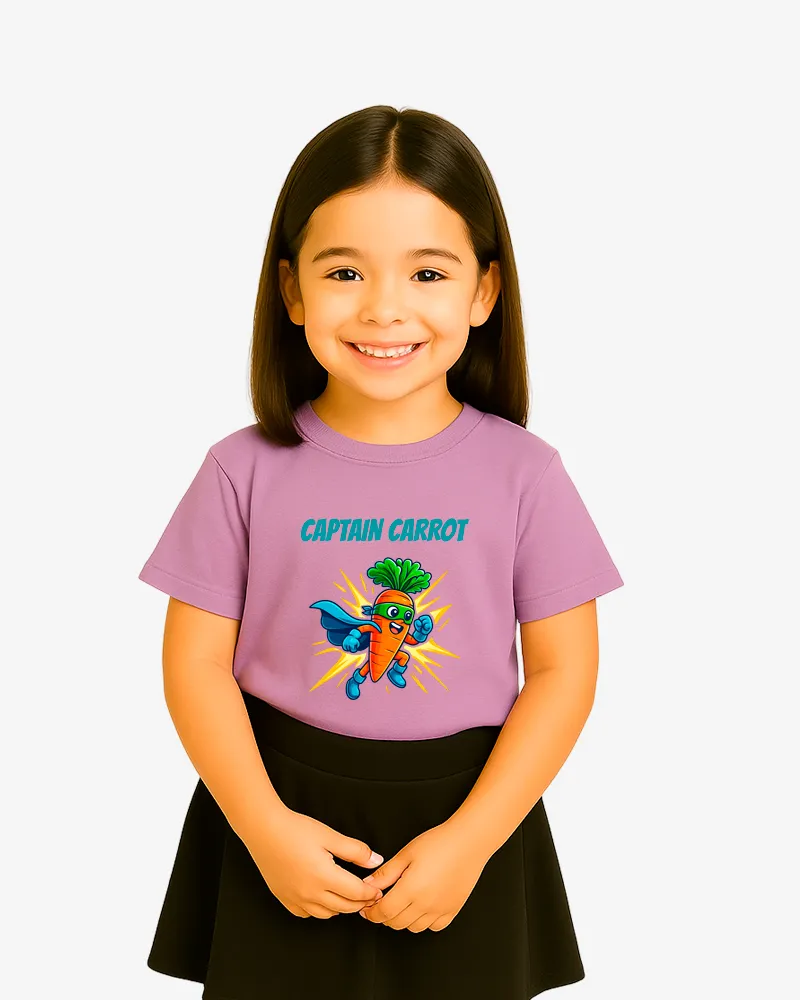 Camiseta niña Captain carrot (lavanda) (delante) Camiseta niña Captain carrot (lavanda) (delante)